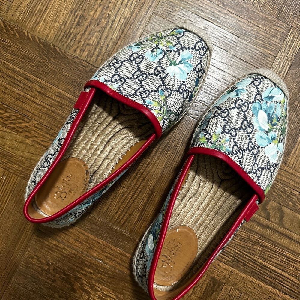 Gucci espadrilles floral design